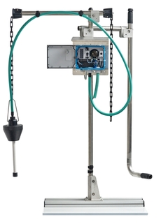 Liquiline System CAT820 - Sistema de preparación de muestras flexible combinado con el soporte Flexdip