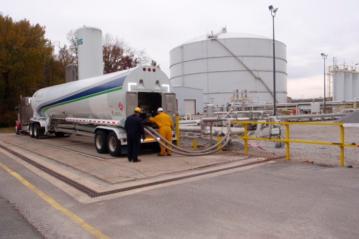 Carga de GNL en camiones cisterna con la solución de Endress+Hauser